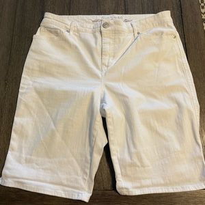 Jeans Short - Size 8